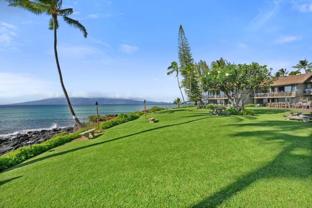 Coral Cove-Poolside Condo And Panoramic Ocean View Kahana Bagian luar foto